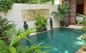 Villa Ngetis